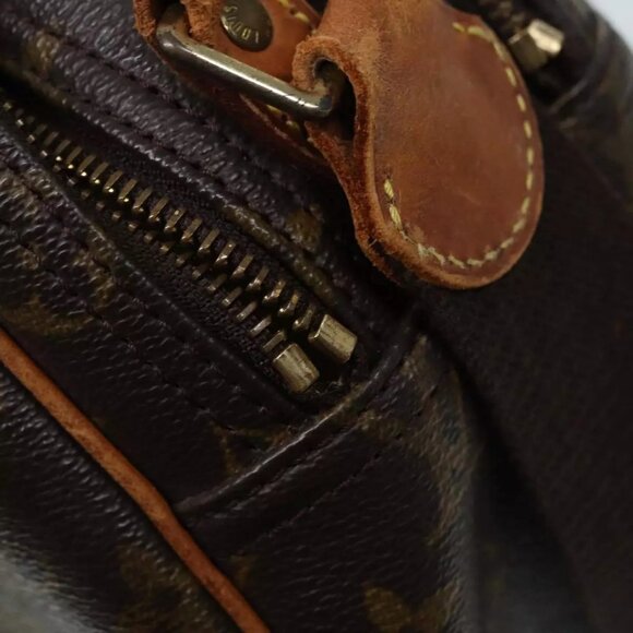 LOUIS VUITTON Monogram Reporter PM Shoulder Bag - Picture 9 of 16